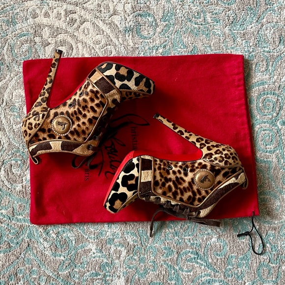 ❤️CHRISTIAN LOUBOUTIN❤️ Leopard Print Booties - Picture 4 of 14
